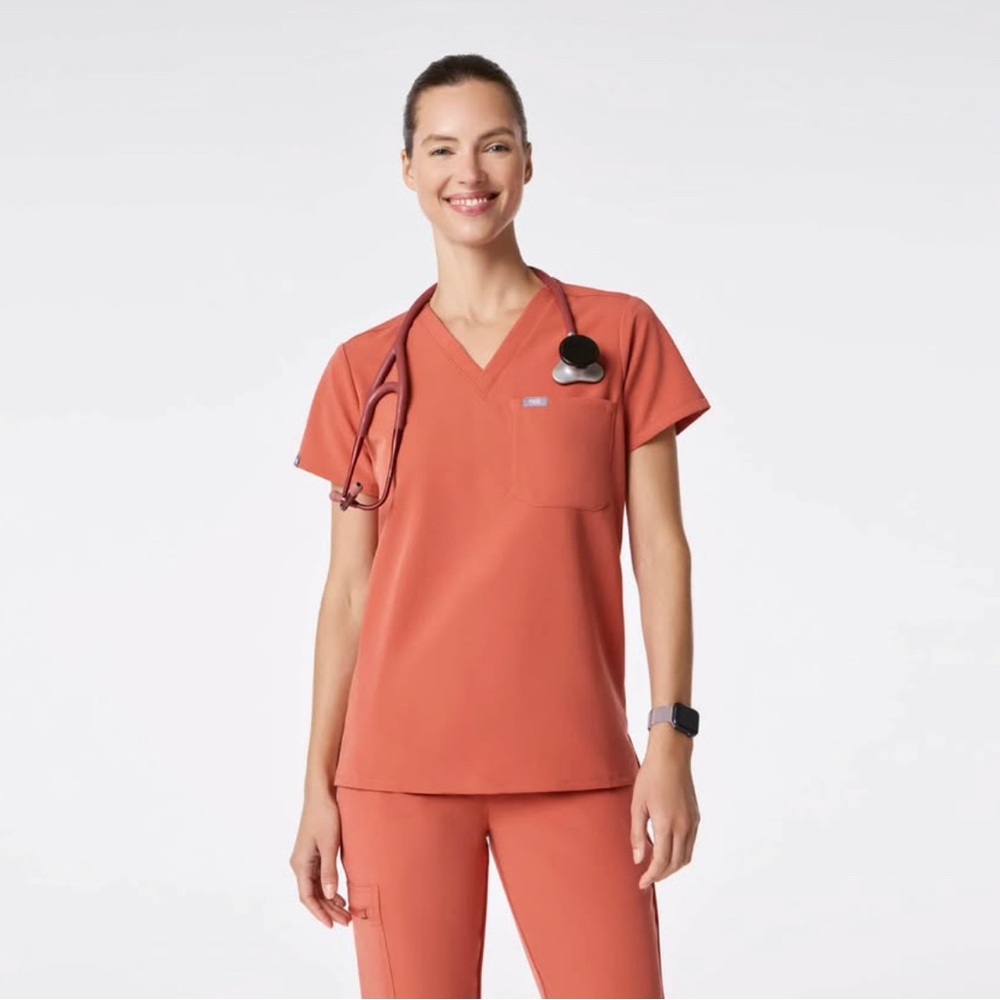Figs Women's spiced cider Jogger Scrub Set - Spiced cider size small and XS - Picture 2 of 10